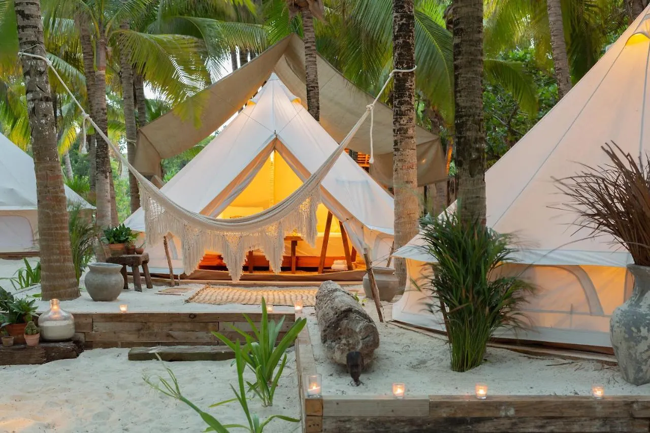 Luxury tent Cinco Tulum Hotel